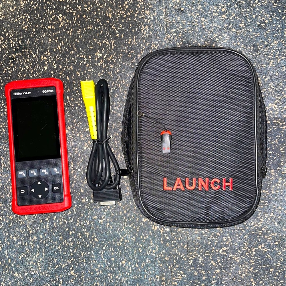 Launch Tech® 301050365 - Millennium 90 Pro ABS/SRS/OBD-II/EOBD Code Reader